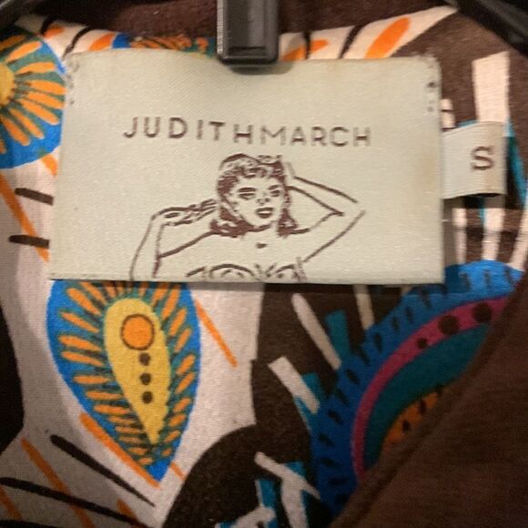 Judith March Size Small 3-tiered ruffle jacket w/bell sleeves & appliqué detail - Picture 6 of 13